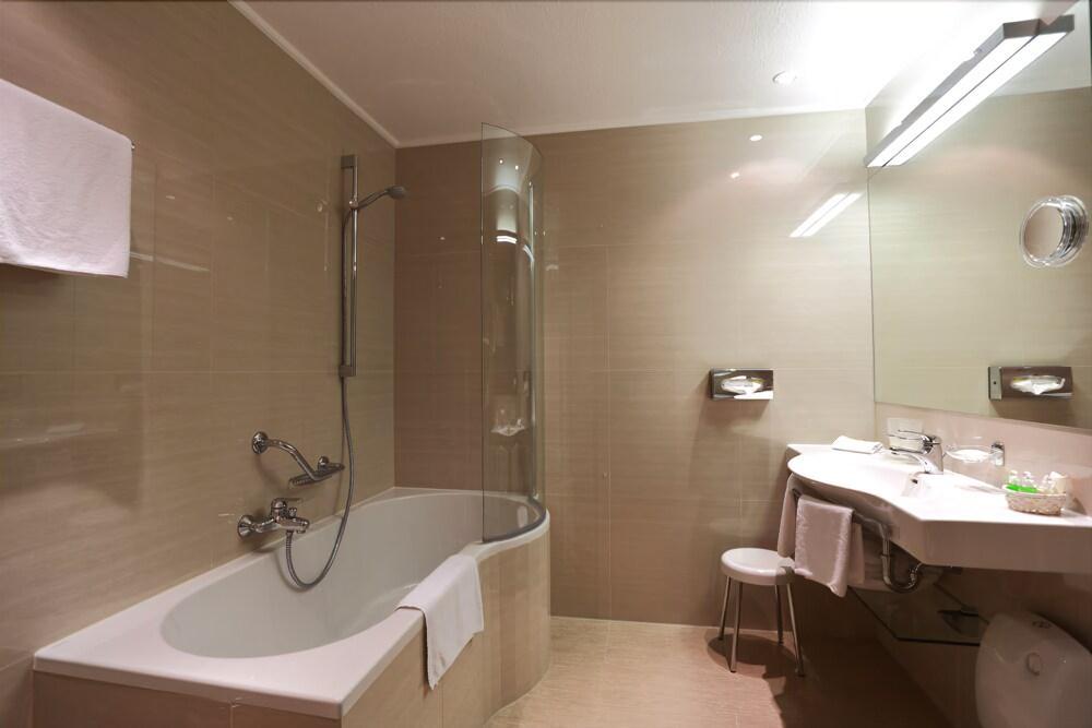 Promenada Romantic Hotel Карлови Вари Екстериор снимка