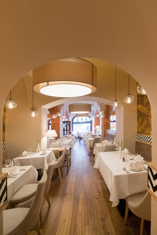 Promenada Romantic Hotel Карлови Вари Екстериор снимка