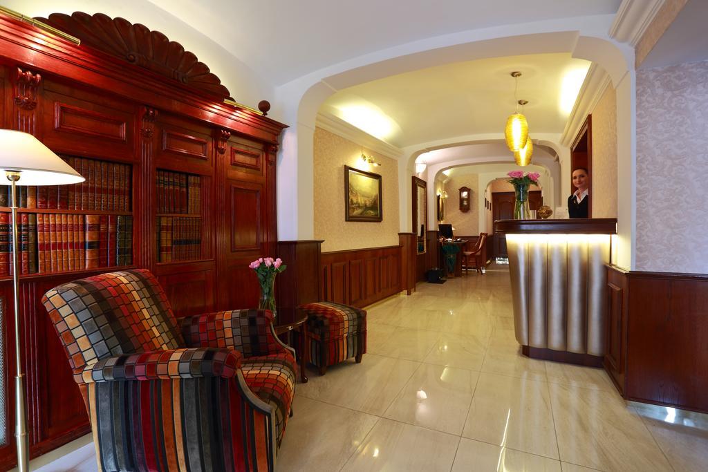 Promenada Romantic Hotel Карлови Вари Екстериор снимка