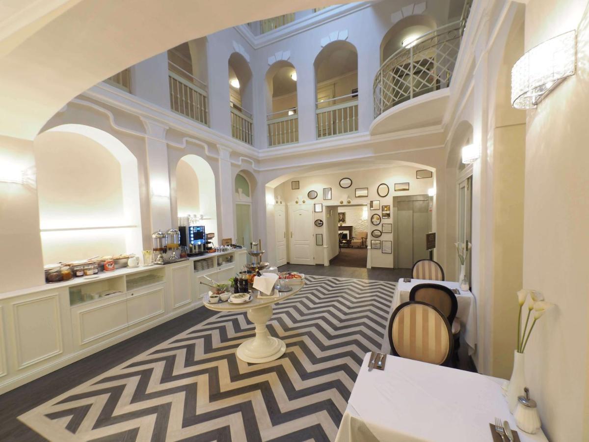 Promenada Romantic Hotel Карлови Вари Екстериор снимка